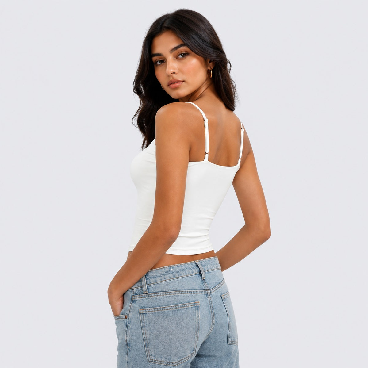 Velora™ Seamless Cami Top – Everyday Comfort & Smooth Fit